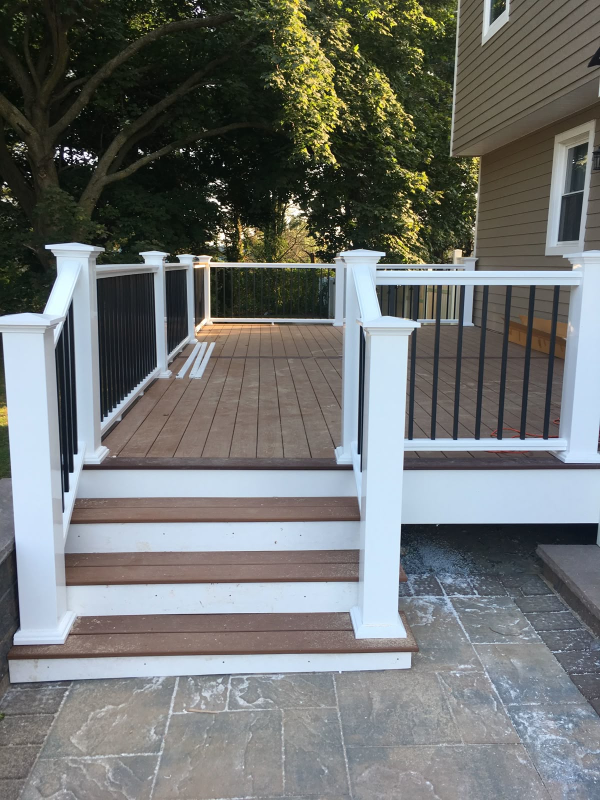 Compleet opgeleverd project terras
